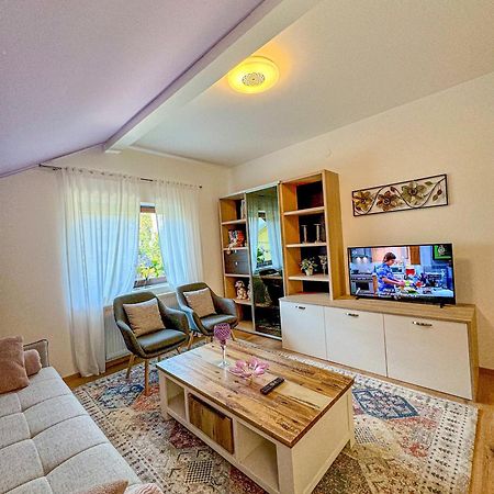 Apartman Mibel Zagreb Exterior photo